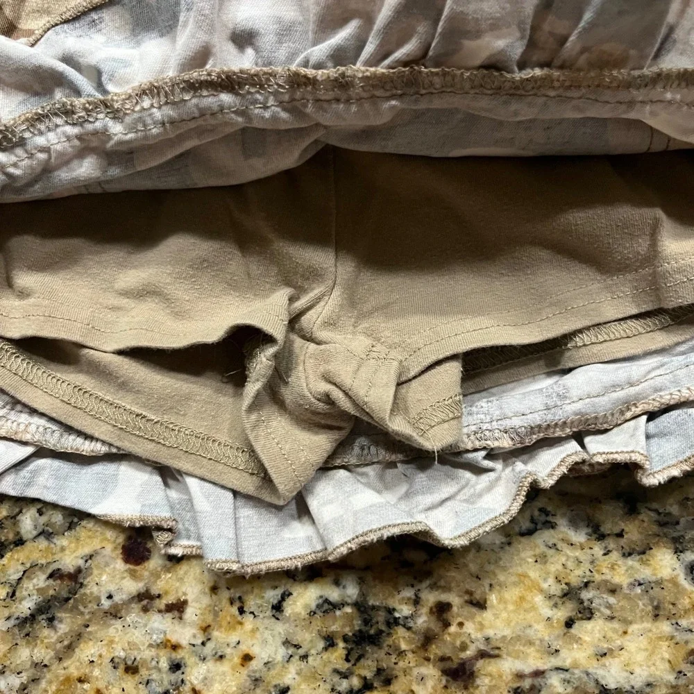 Vintage The Childrens Place Girls Camo  Ruffle Skort 24 Months Butterfly Green